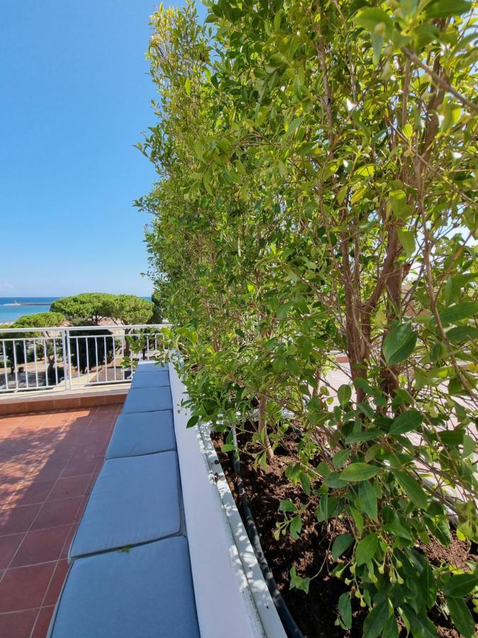 Reale Apartments Terracina Dış mekan fotoğraf